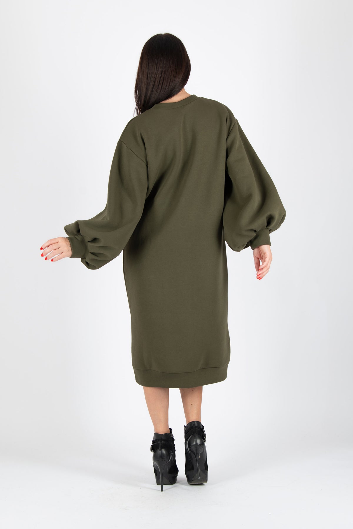 Military green wadded cotton sweatshirt dress with bishop sleeves and side pockets - wide long silhouette, Karina | EUG Fashion #military-green
