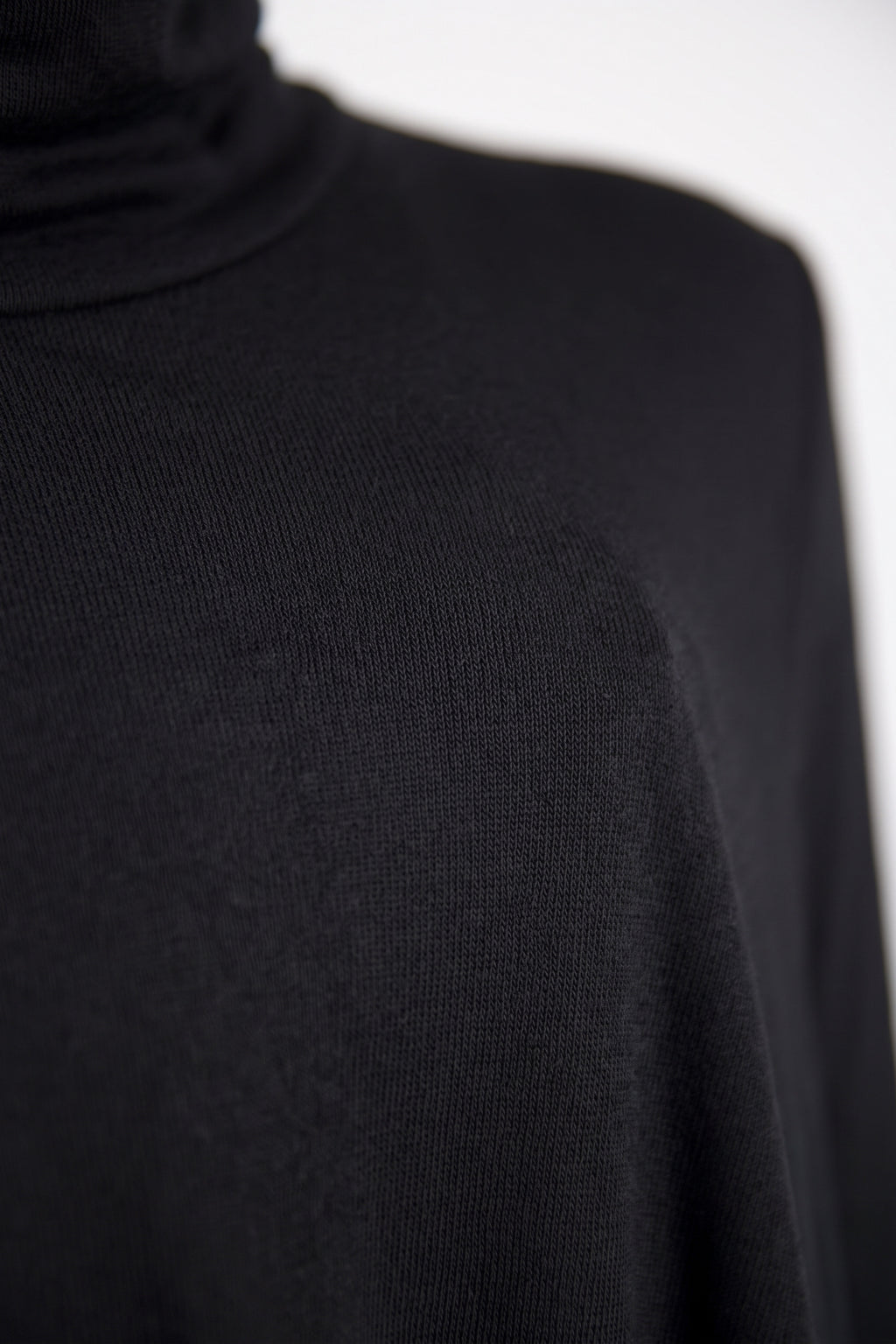 Black cotton-viscose turtleneck maxi dress Veronica with thumb holes - EUG Fashion #black
