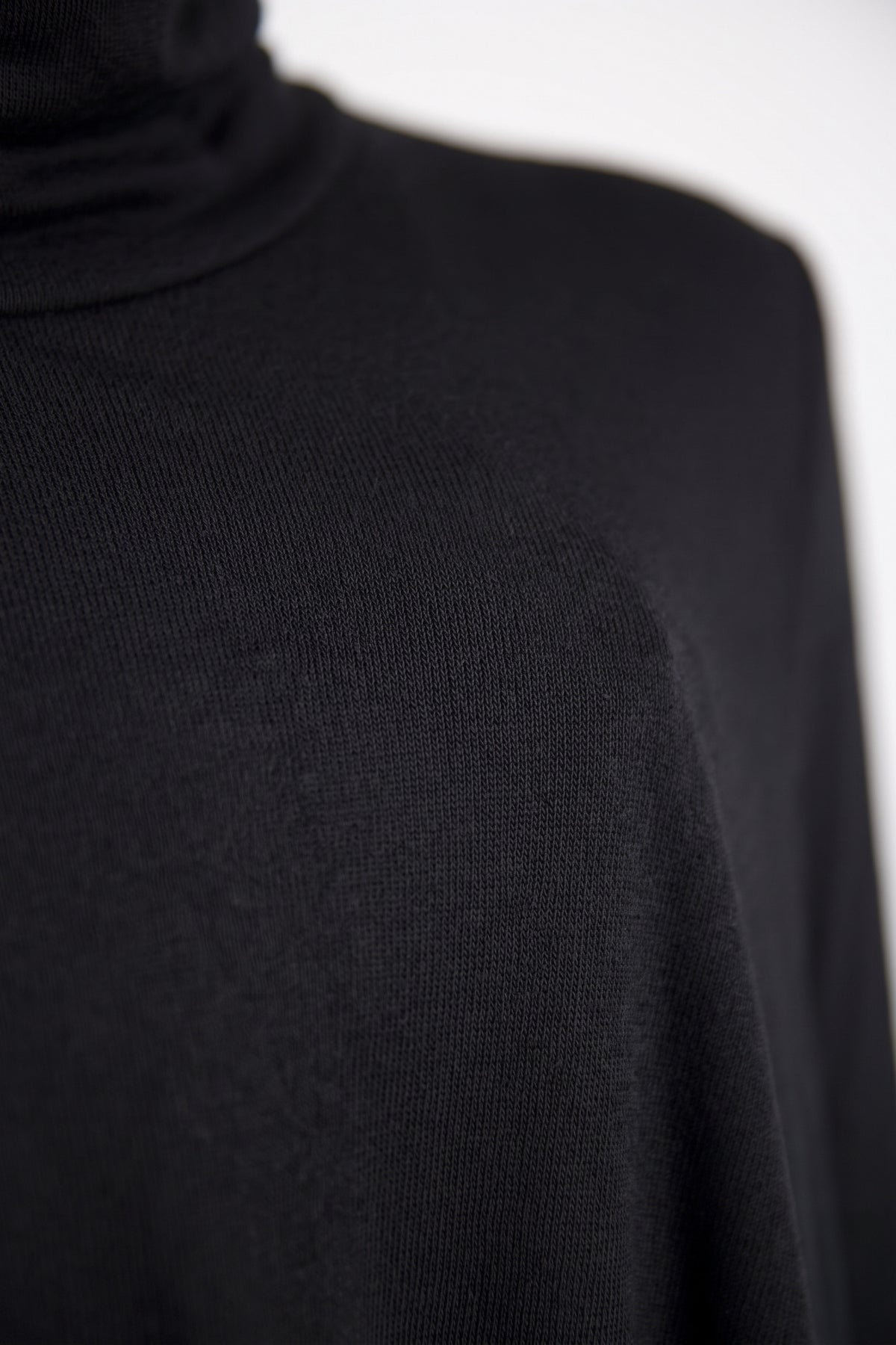 Black cotton-viscose turtleneck maxi dress Veronica with thumb holes - EUG Fashion #black
