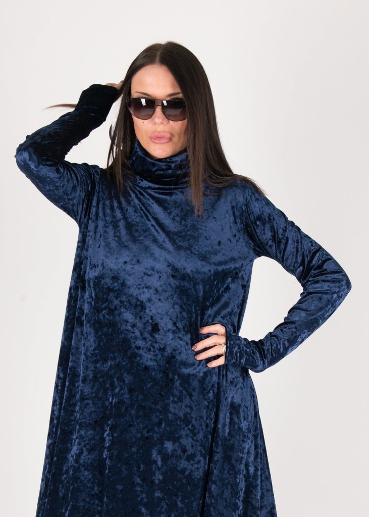Turtleneck long Velvet Dress Vivian - EUG Fashion