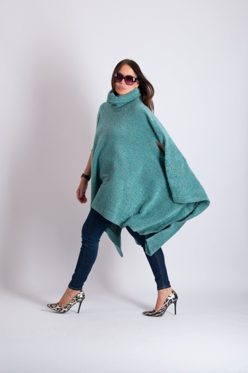 Warm Knitted Poncho EVA - EUG Fashion