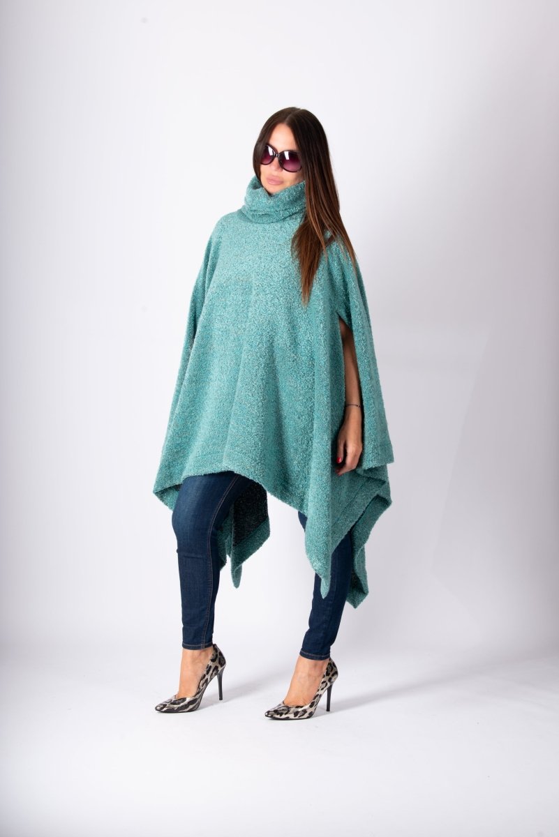 Warm Knitted Poncho EVA - EUG Fashion