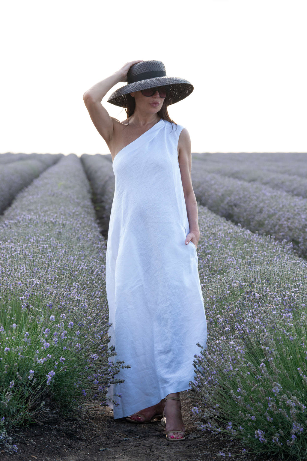 white-linen-dress-for-summer #white