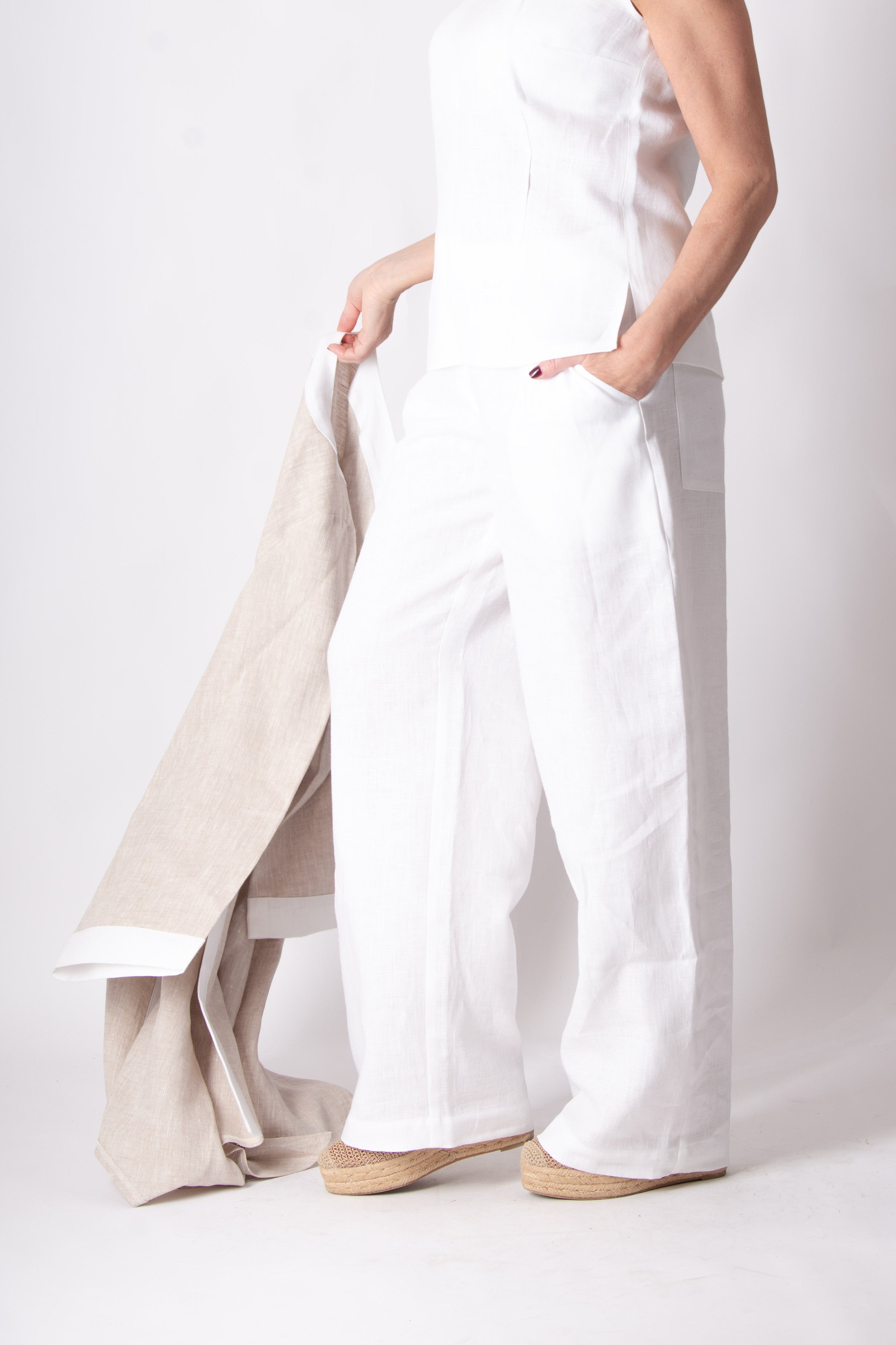 woman linen outfit #white
