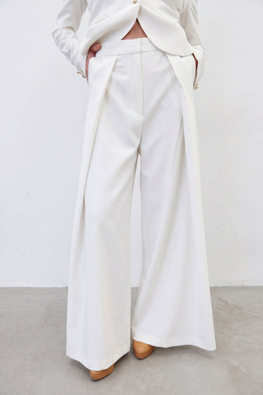 White cold wool wide-leg pants Casidy — EUG Fashion #white