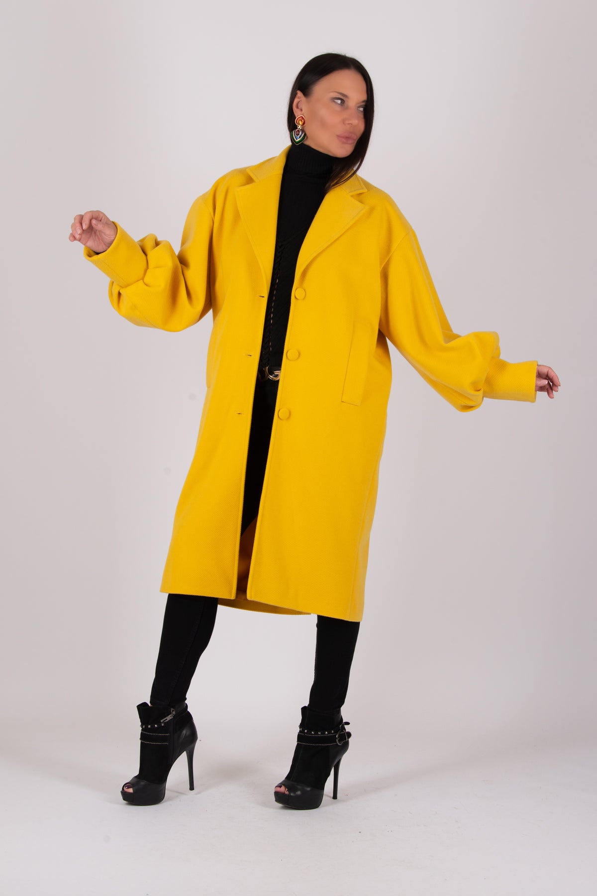 Yellow cashmere-feel coat with puff sleeves and lapel collar - button closure, lined side pockets, Pasha | EUG Fashion #yellow
