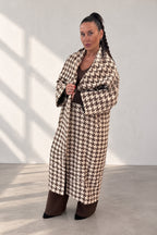 Brown houndstooth wool coat with shawl collar and waist belt - long silhouette, no lining, Ofelia | EUG Fashion #brown
