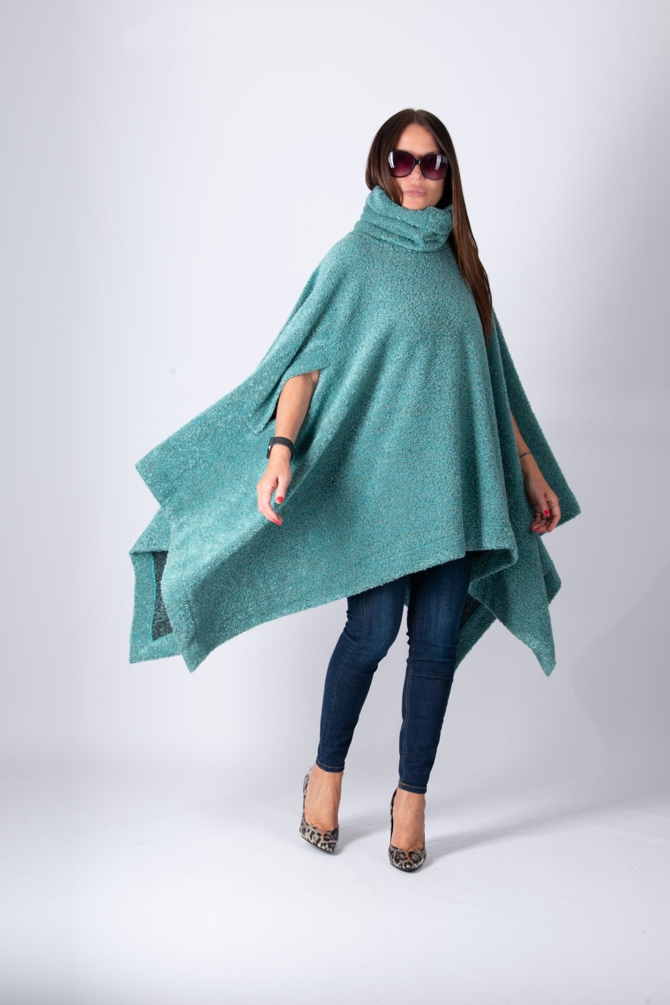 Gorgeous Knitted Poncho